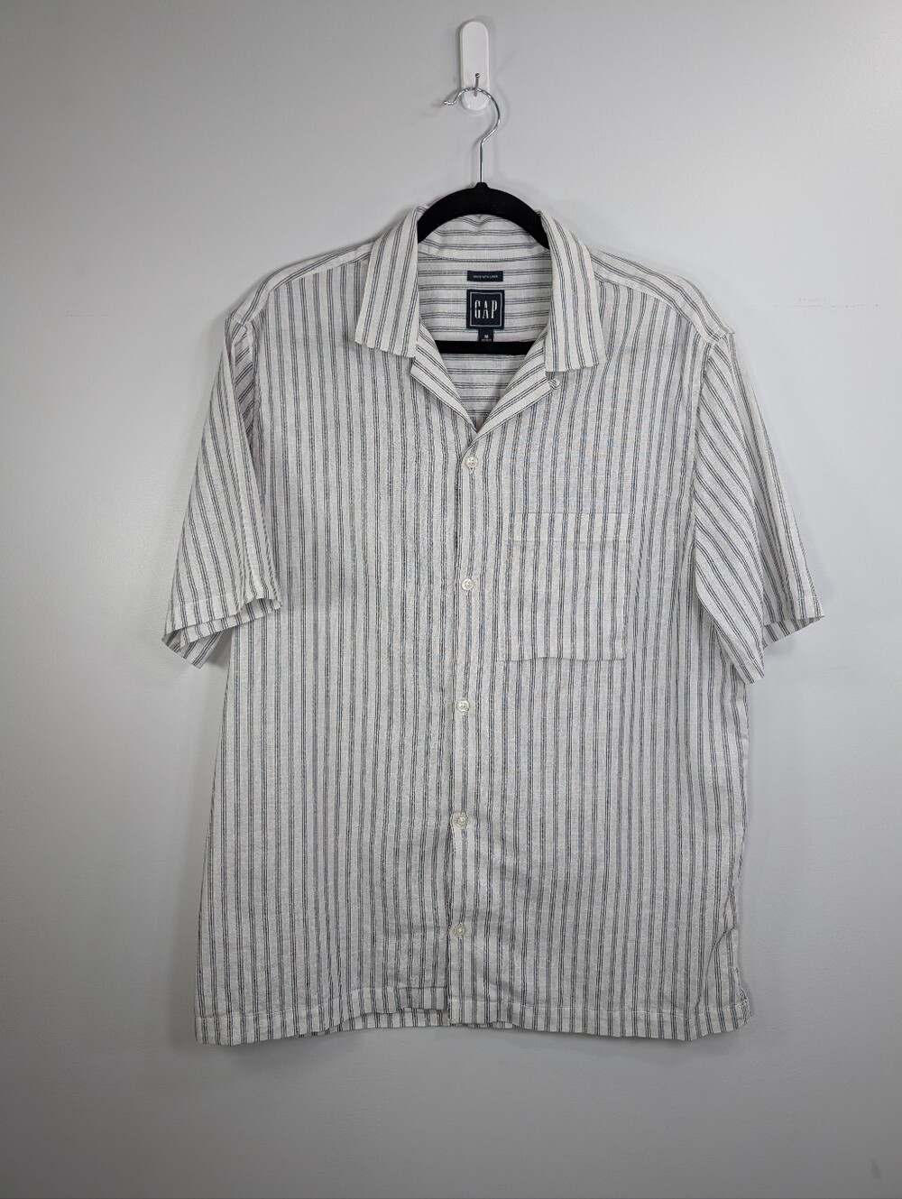 Gap Men's Linen-Cotton Striped Short Sleeve Camp Shirt - Size Medium